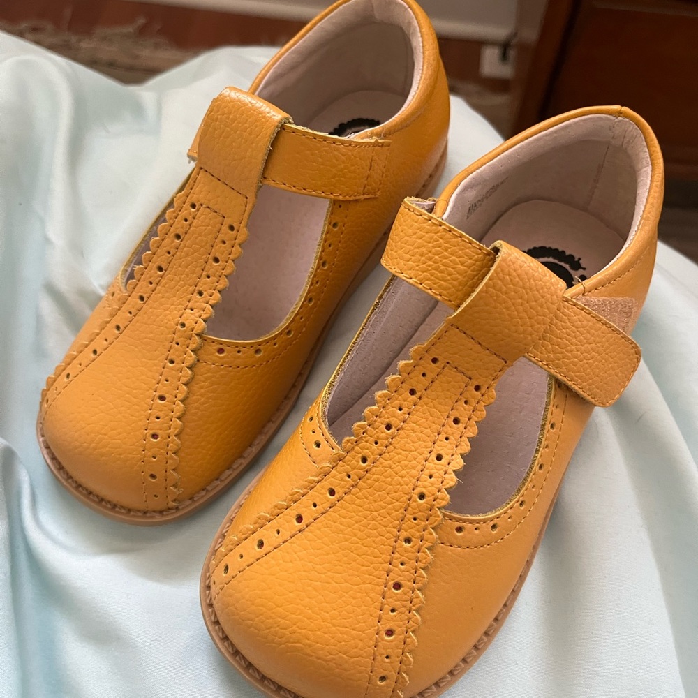 Livie & Luca Opry Leather T-Strap
